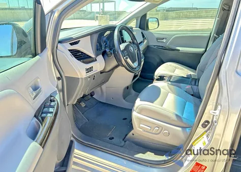 2017 Toyota Sienna Xle 8-Passenger из США, поврежденный, VIN 5TDYZ3DC6HS897302